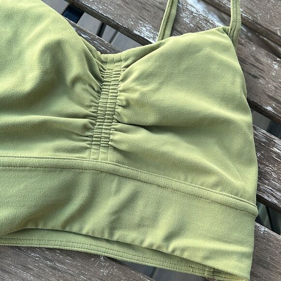 Lululemon • Nulu Front-Gather Yoga Bra *Light Support, B/C Cup - Picture 4 of 5